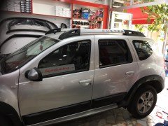 dacia duster dodik 2010-2017 dodik 12 parça set damalı desenli modeli mat siyah