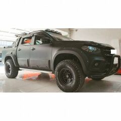 MERCEDES X-CLASS KAPI DODİKLERİ MAT SİYAH